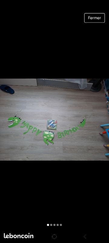 Banderole dinosaure (image 1)