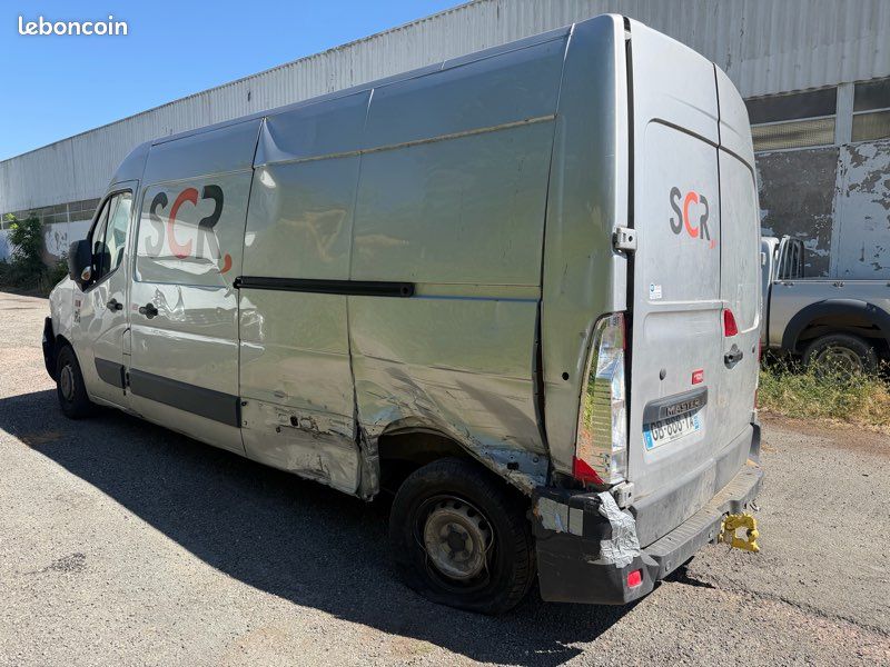 Renault master L3H2 2.3 dci 150ch de 2021 avec 112 372 kms (image 4)