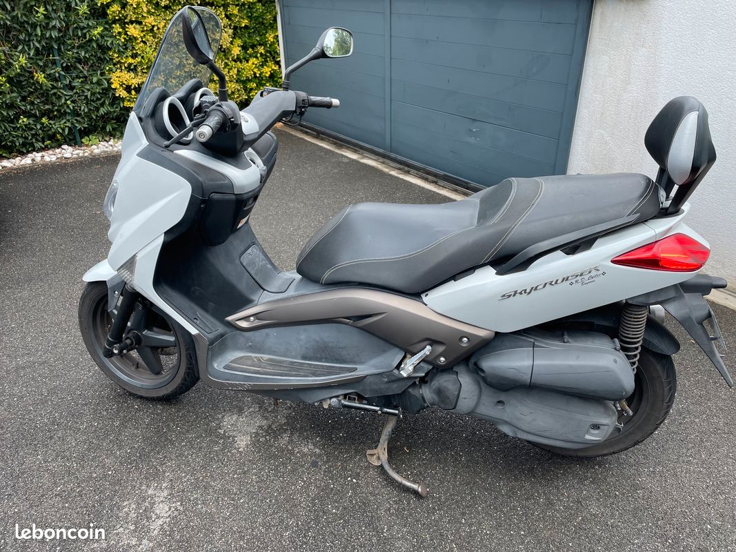 Mbk Prix Scooter 125cm3 MBK Skycruiser - Motos