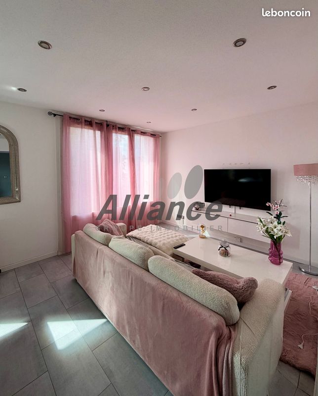 Appartement 3 pièces 62 m² · à Luxeuil-les-Bains · 62 m² · 75 000 €