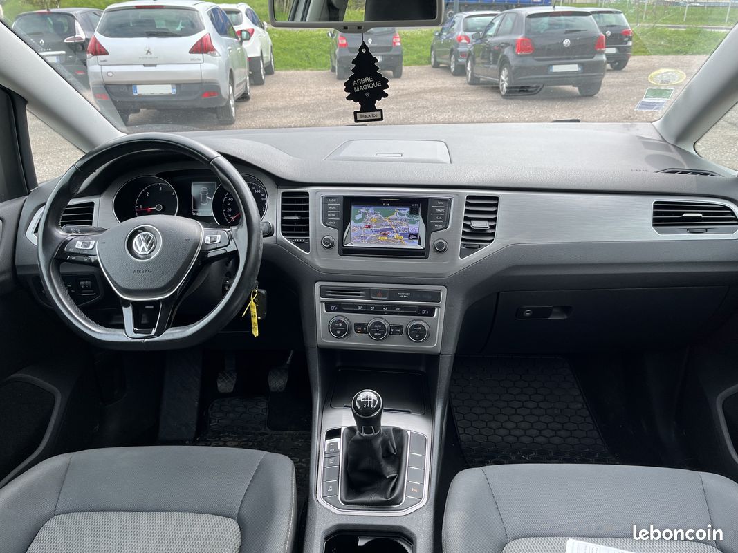 Volkswagen Golf VII 1,6 TDI Sportsvan 110ch 6cv Bluemotion (image 3)