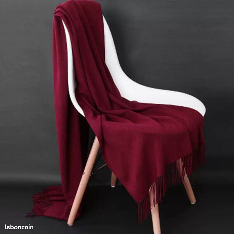Écharpe / Châle En 100% Cachemire - Couleur Bordeaux/vin - Neuf Avec étiquettes - Unisexe