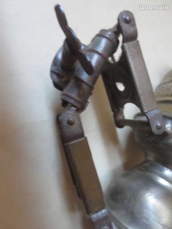 Support lanterne ancien acétylène AFA vintage Peugeot clamp