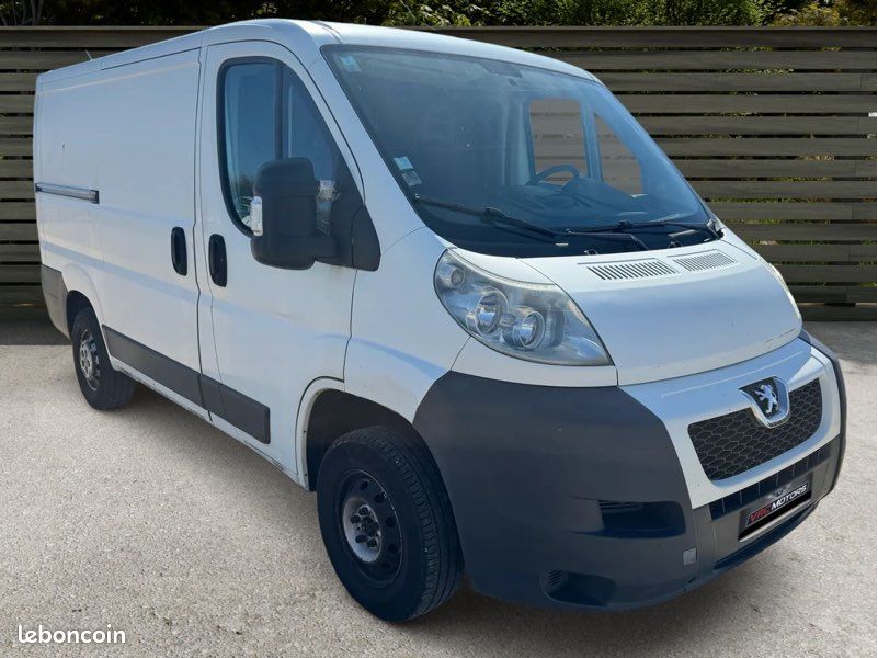 Peugeot Boxer 2.2 hdi boîte 6 en parfait état (image 3)