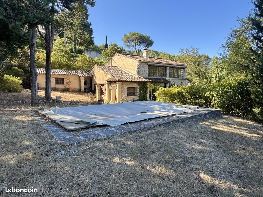 Appartement 4 pièces 150 m² · à Aix-en-Provence · 150 m² · 790 000 €