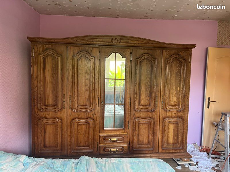 Armoire et tables de nuit (image 2)