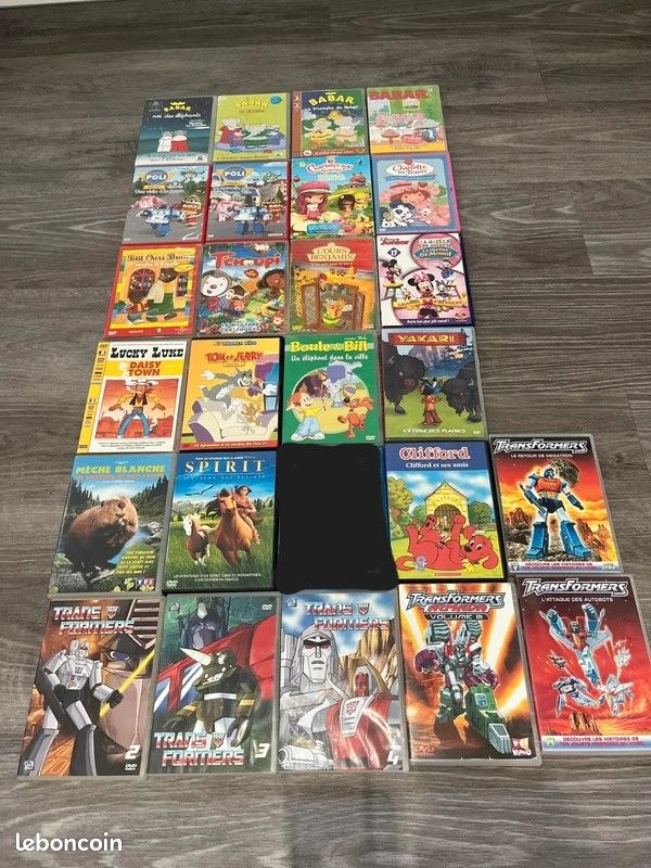 Lot de 25 DVD enfant (image 1)
