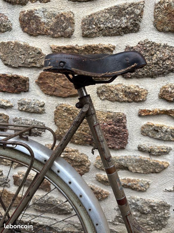 Paire De Roues Peugeot Pour Vélo Ancien De Collection, Fabrication Française