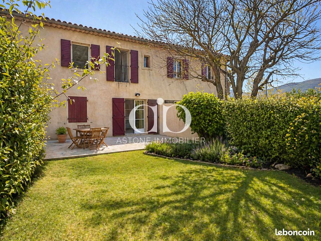 Maison 5 pièces 113 m² · à Roquevaire · 113 m² · 449 000 €