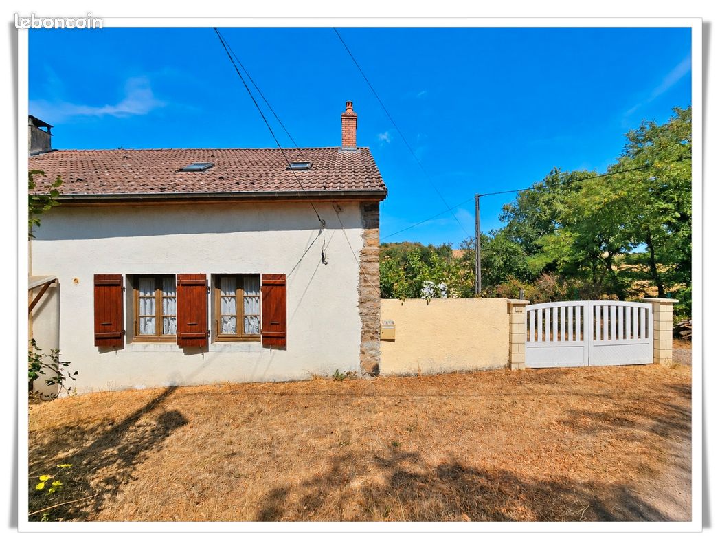 Maison 5 pièces 76 m² · à Montreuillon · 76 m² · 68 000 €