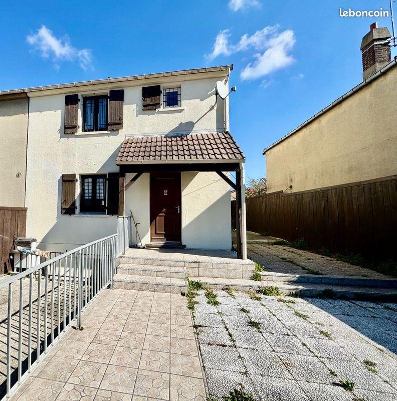 Maison 7 pièces 118 m² · à Aubervilliers · 118 m² · 490 000 €