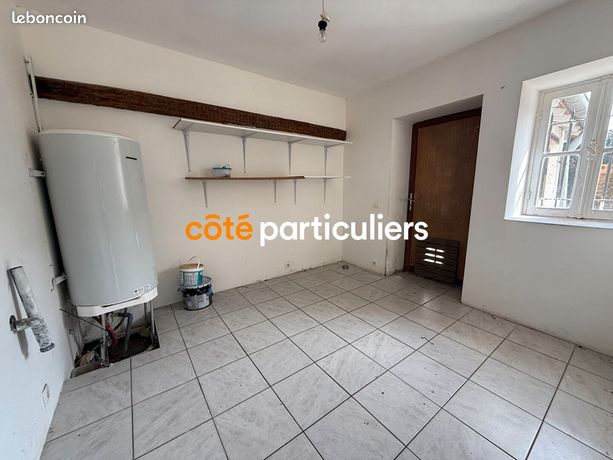 https://img.leboncoin.fr/api/v1/lbcpb1/images/d2/ce/9b/d2ce9b9e052c59417a07a0373cba03d72f9eaa41.jpg?rule=ad-image