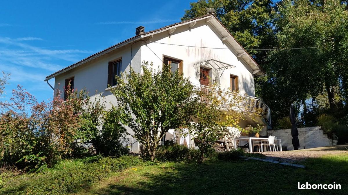 Maison 5 pièces 94 m² · à Saint-Saud-Lacoussière · 94 m² · 139 500 €