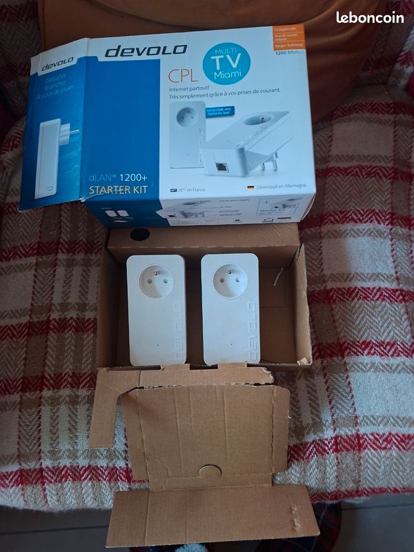 Kit CPL Devolo DLAN 1200+ – 2 Adaptateurs + 2 Câbles RJ45, Neuf Sous Blister
