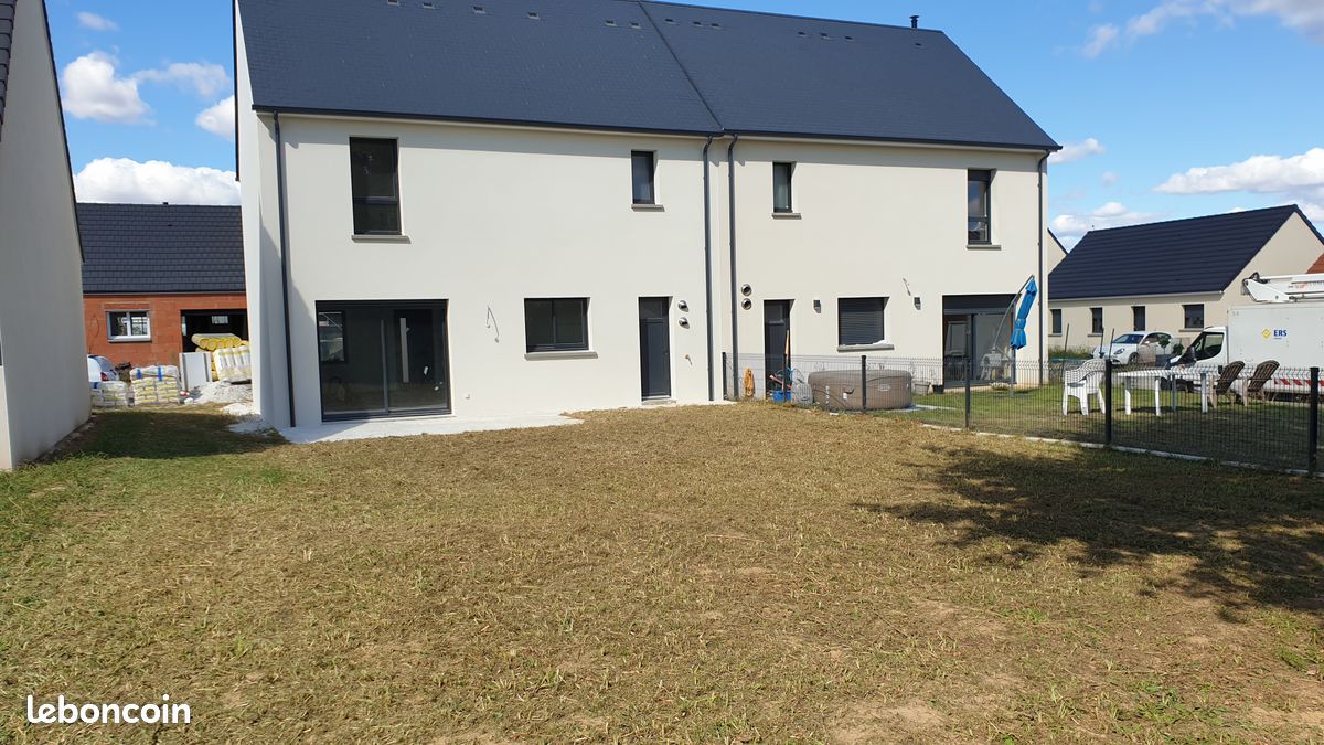 Maison 4 pièces 100 m² · à La Quinte · 100 m² · 996 €