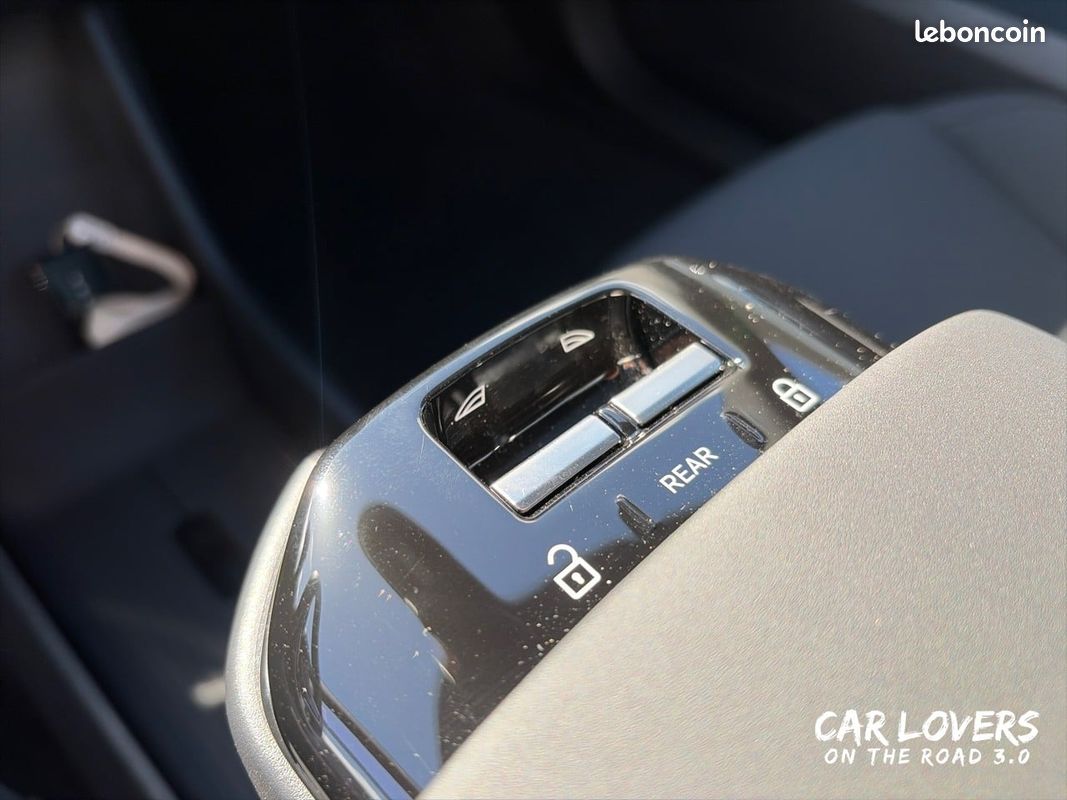 VOLVO EX30 Single Extended Range 272 ch 1EDT Ultra (image 16)
