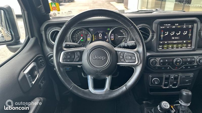 Jeep Wrangler Unlimited 2.0 T 380ch 4xe Overland Command-Trac MY23 (image 10)