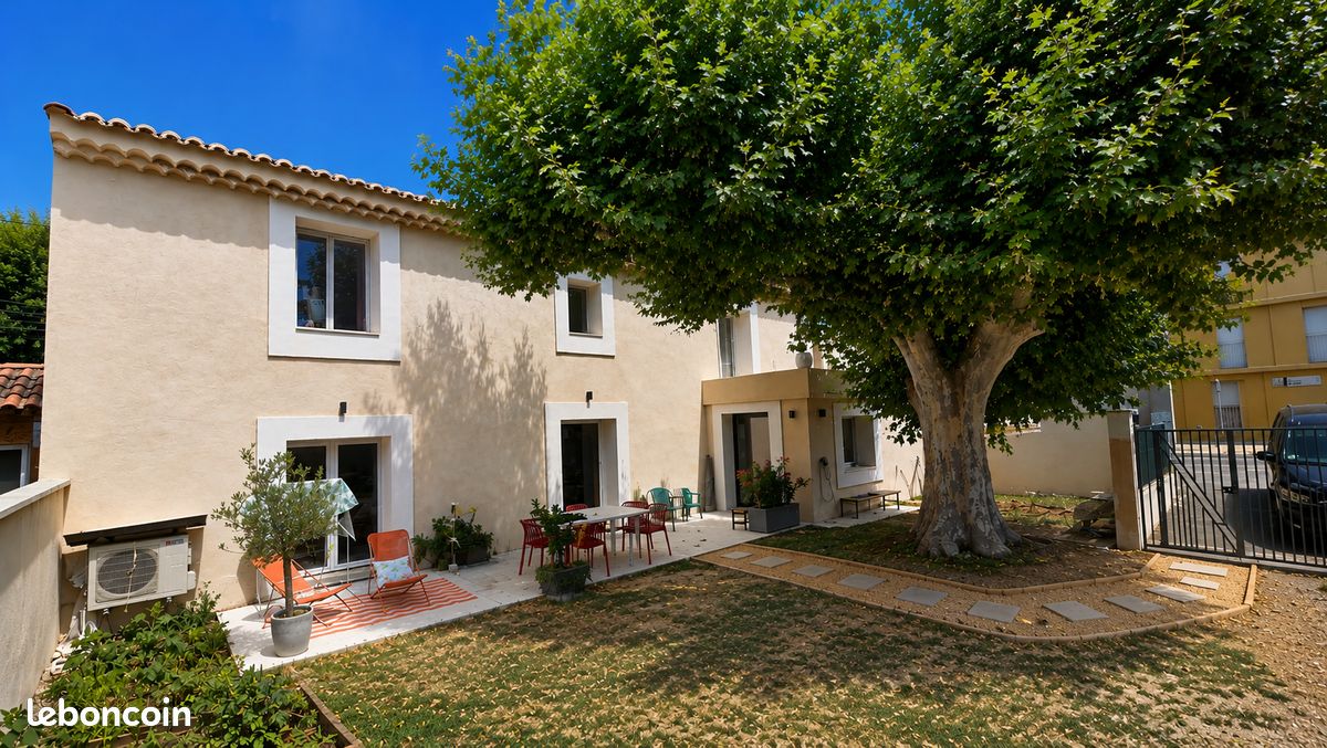 Maison 6 pièces 155 m² · à Cheval-Blanc · 155 m² · 455 000 €