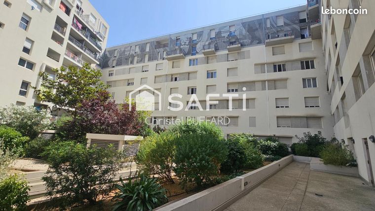 Appartement 2 pièces 39 m² — 8