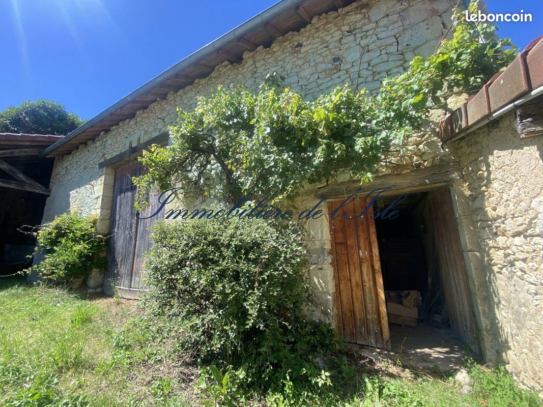 Maison 2 pièces 160 m² · à Chancelade · 160 m² · 86 000 €