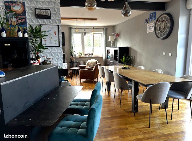 Maison 8 pièces 220 m² · à Fresnes-en-Woëvre · 220 m² · 1 235 €