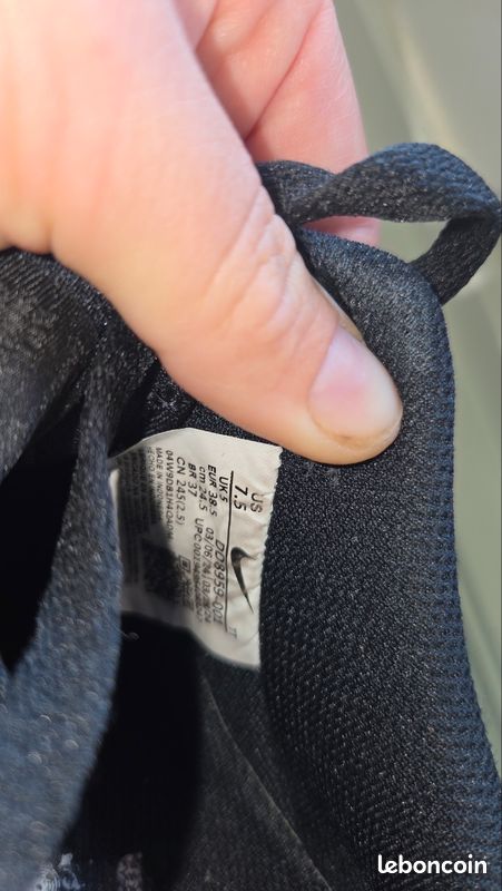 AirForce 1 Noir Femme (image 4)