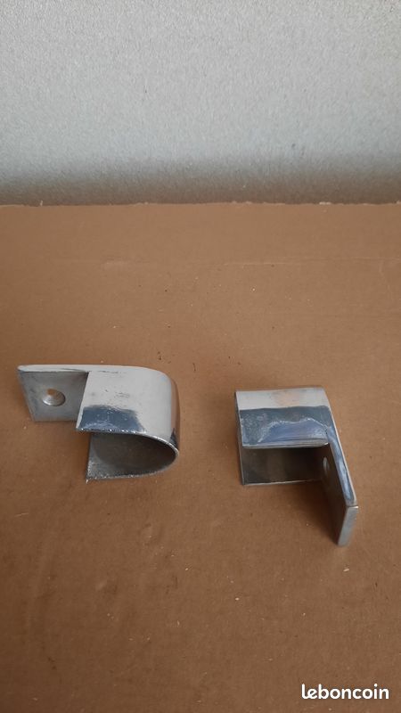 Deux supports en inox pour barres ovales (image 1)