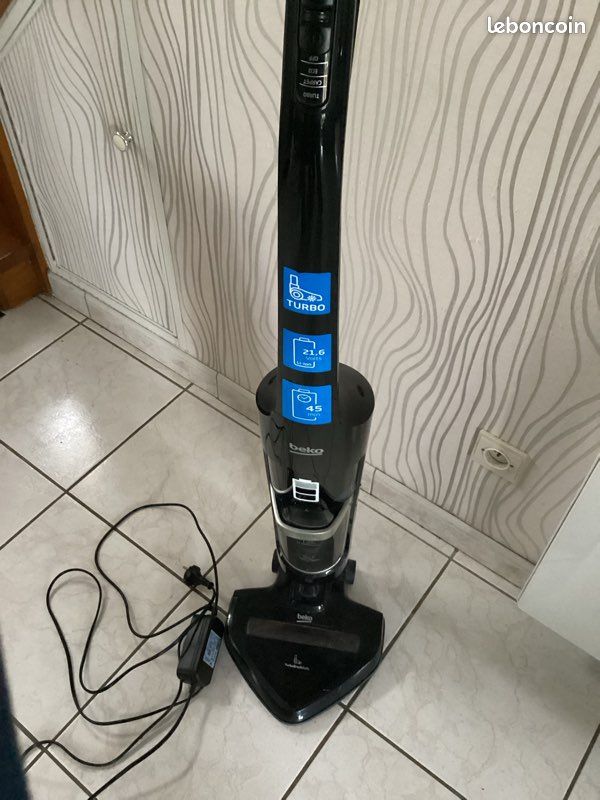 Aspirateur balais (image 1)