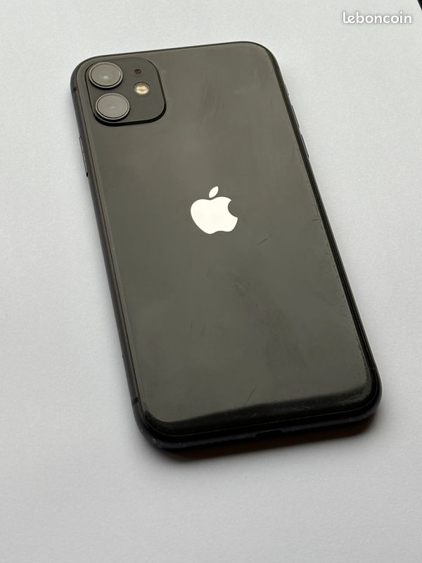 IPhone 11 - 128 Go - Révisé + accessoires (image 3)