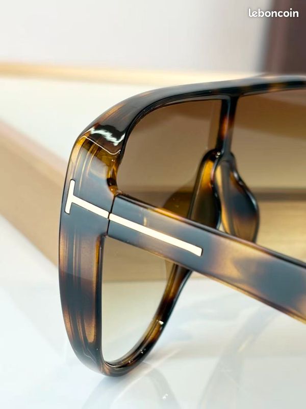 Lunettes de soleil Tom Ford (image 8)