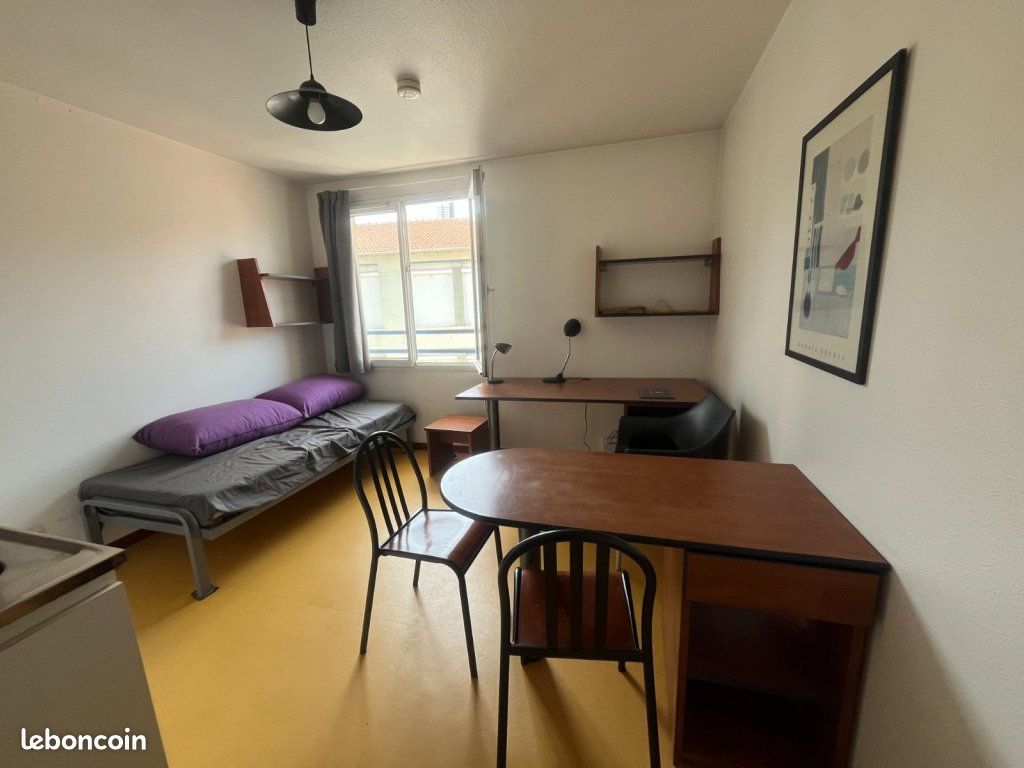 Appartement 1 pièce 17 m² · à Saint-Étienne · 17 m² · 39 000 €