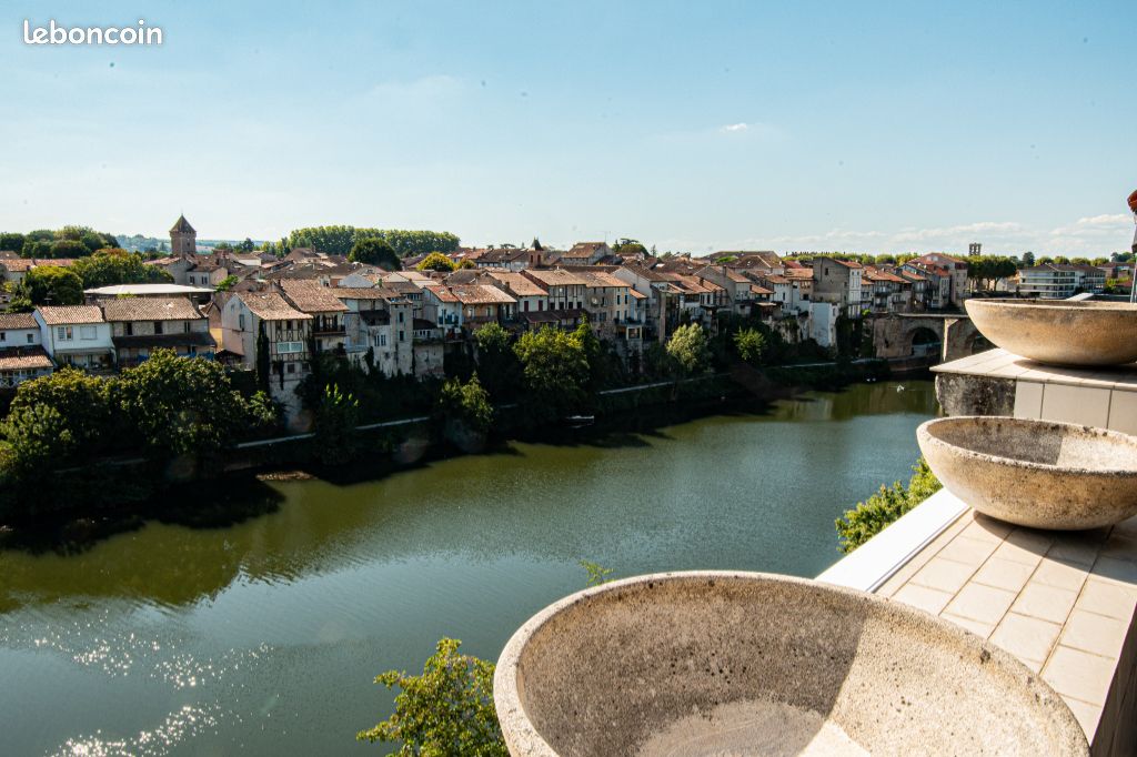 Appartement 2 pièces 80 m² · à Villeneuve-sur-Lot · 80 m² · 700 €/mois