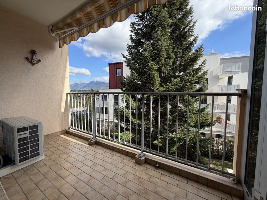 Appartement 3 pièces 67 m² · à Annecy · 67 m² · 275 000 €