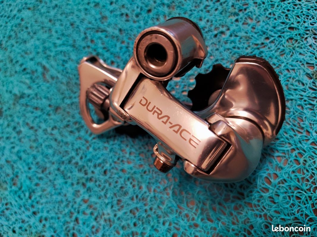 Dérailleur Arrière Shimano Dura-Ace 7700 – 9 Vitesses, Courte Cage, Occasion Propre