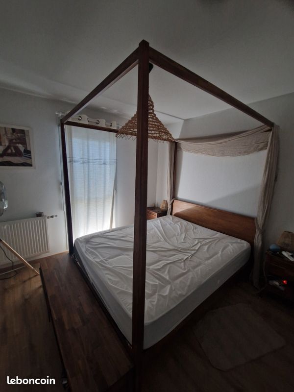 Chambre bois complète (image 1)