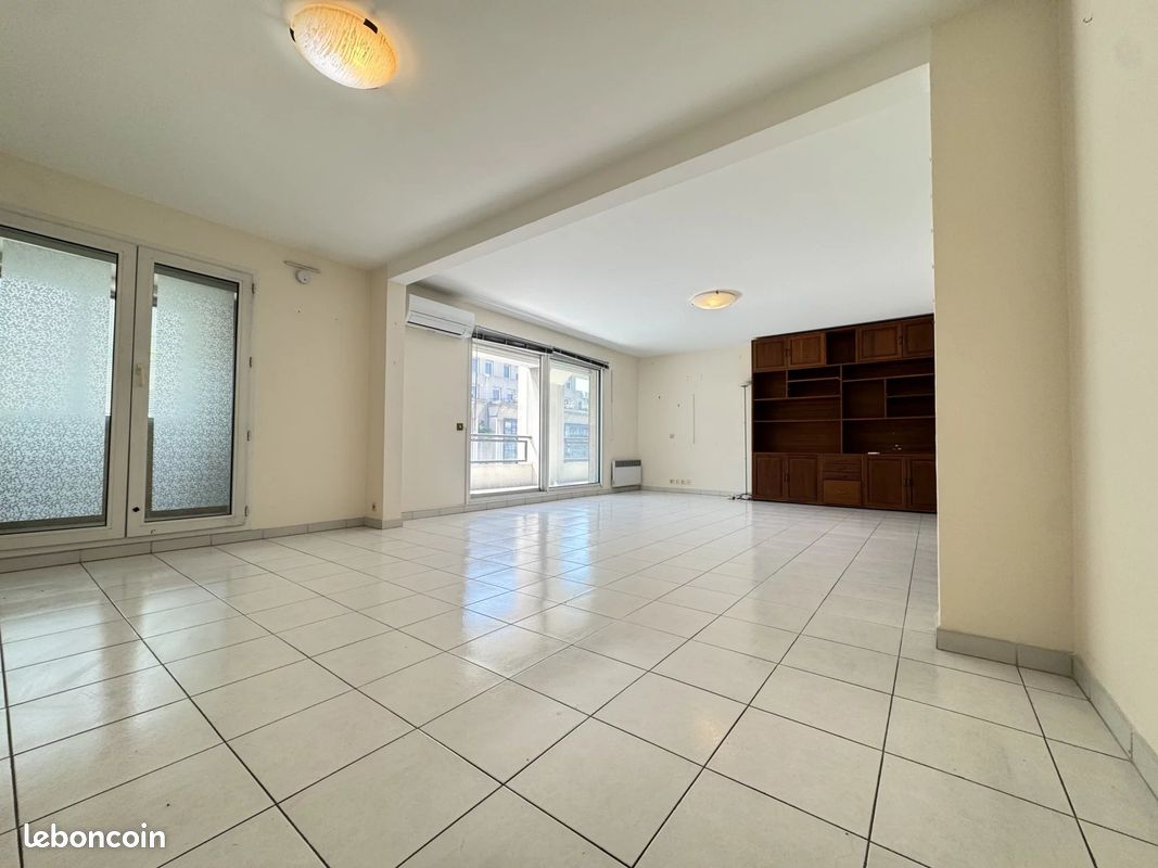 Appartement 3 pièces 105 m² · à Marseille · 105 m² · 409 000 €