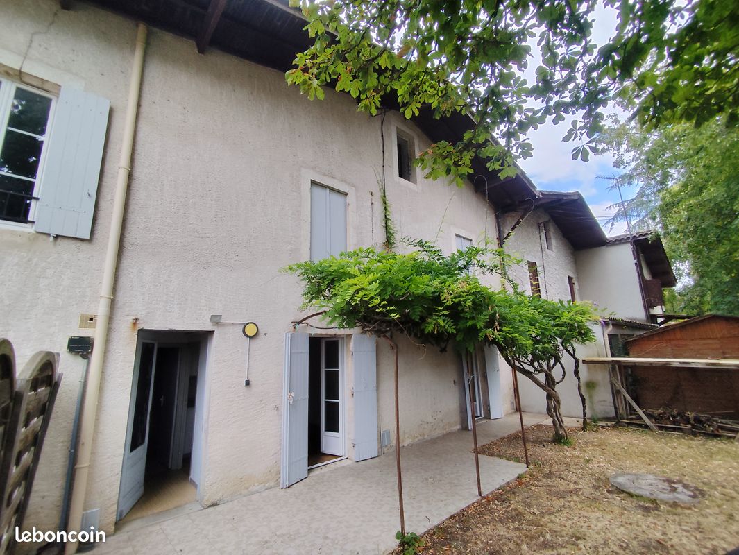Maison 4 pièces 120 m² · à Eymet · 120 m² · 700 €