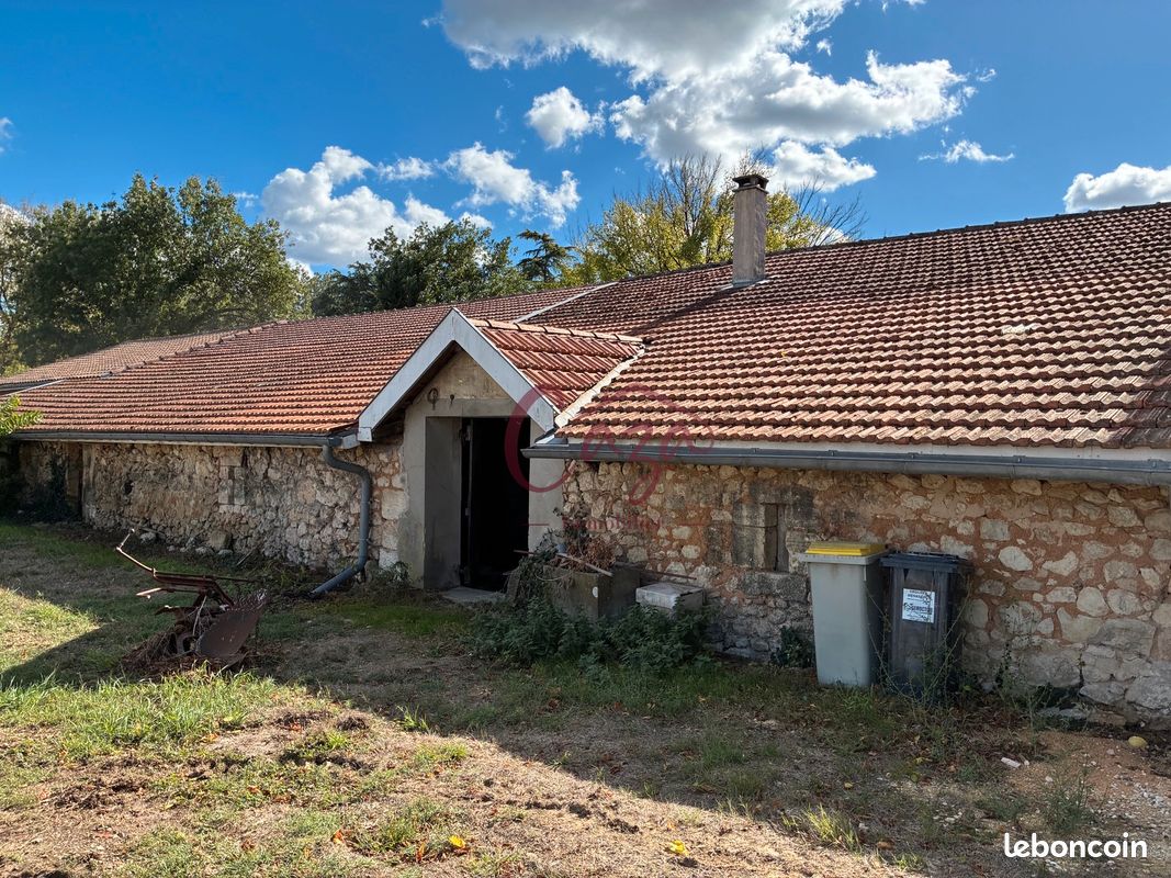 Maison 1 pièce 90 m² · à Tresses · 90 m² · 99 000 €