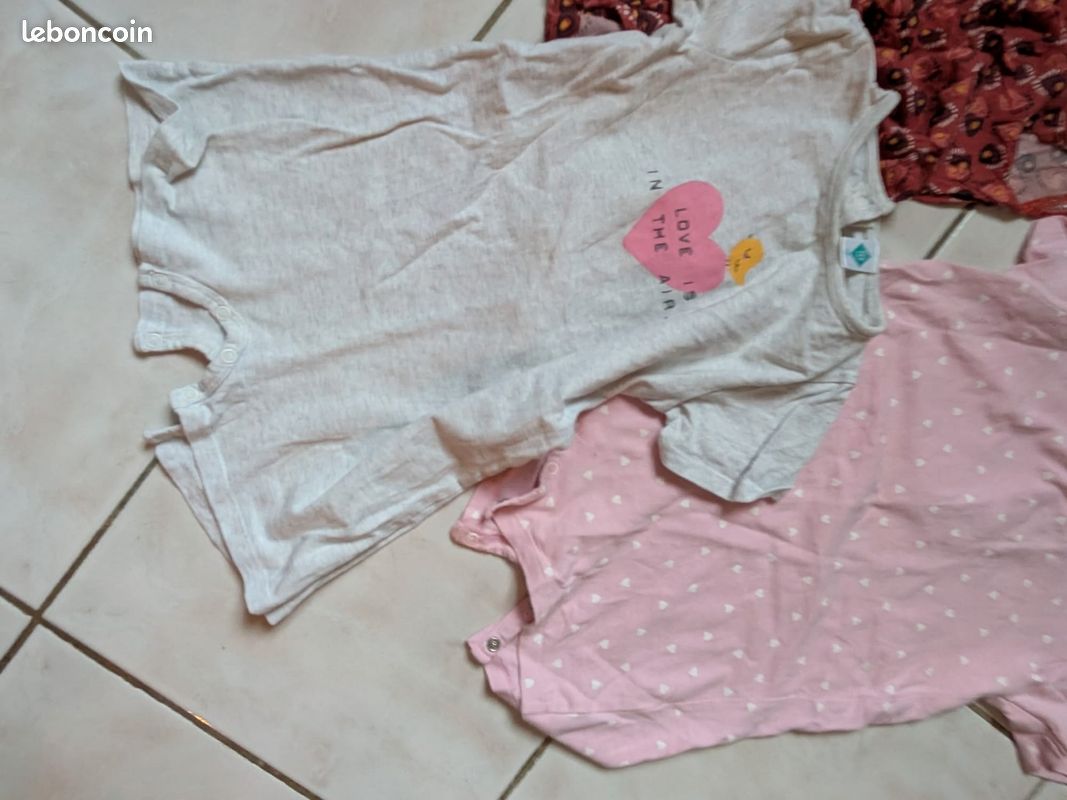 Gros lot vêtements fille 2 ans (image 17)
