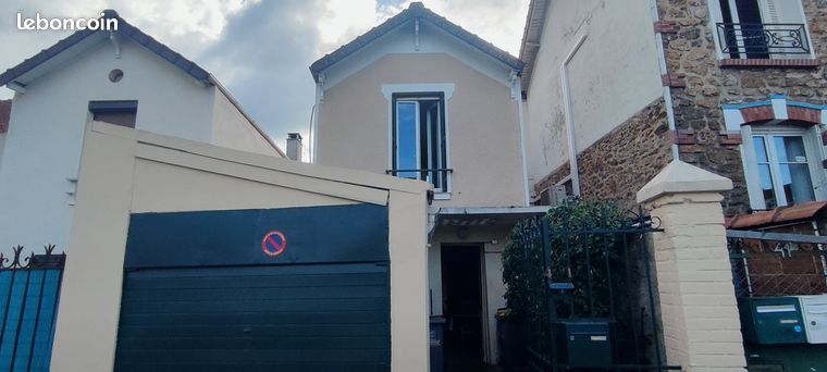 https://img.leboncoin.fr/api/v1/lbcpb1/images/d2/e6/2f/d2e62f364a032e1527486f5227595a2cf45aa055.jpg?rule=ad-image