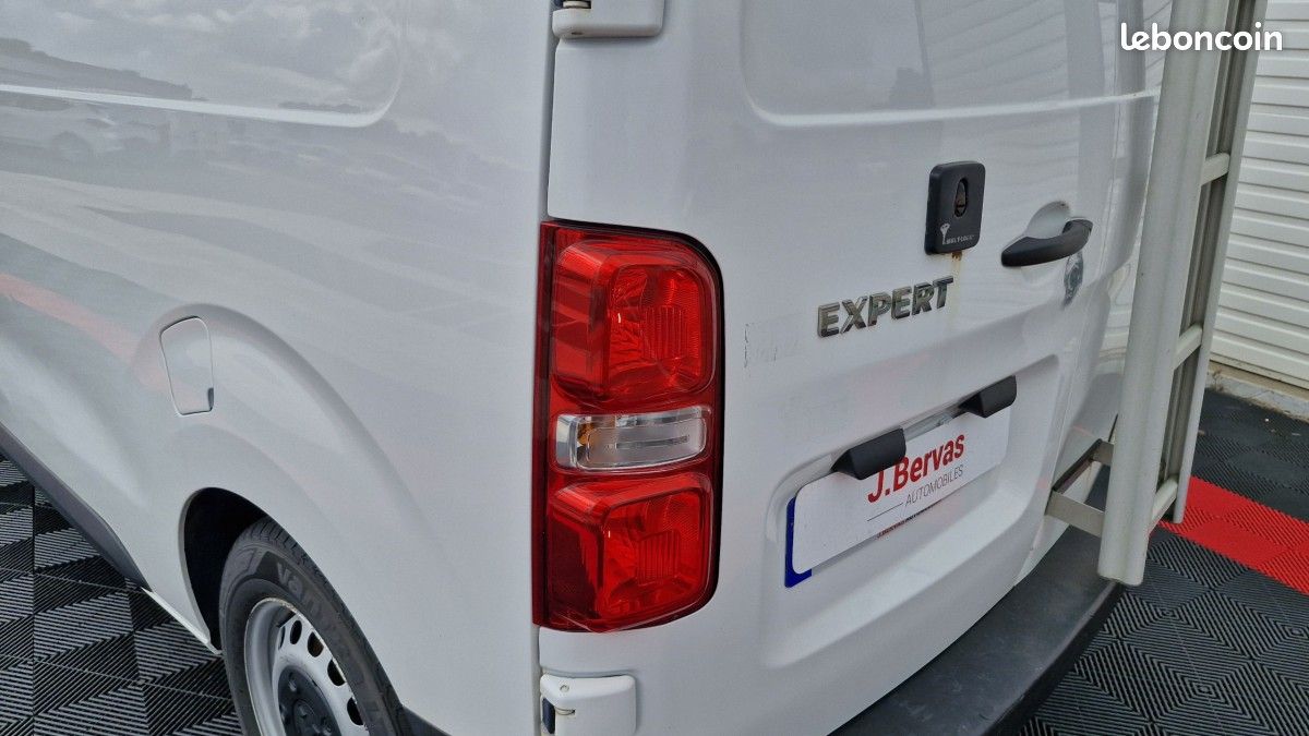 Peugeot Expert Standard 1.5 BlueHDI 120 Premium (image 17)