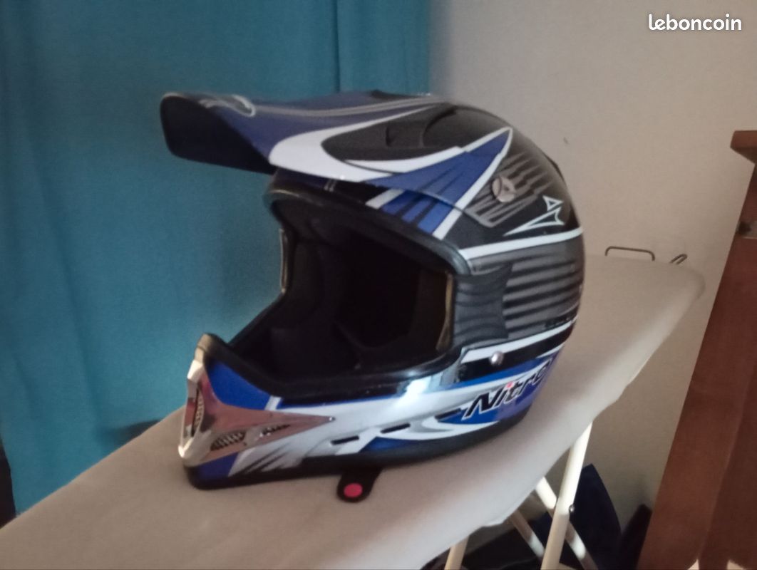 Casque moto enduro (image 1)