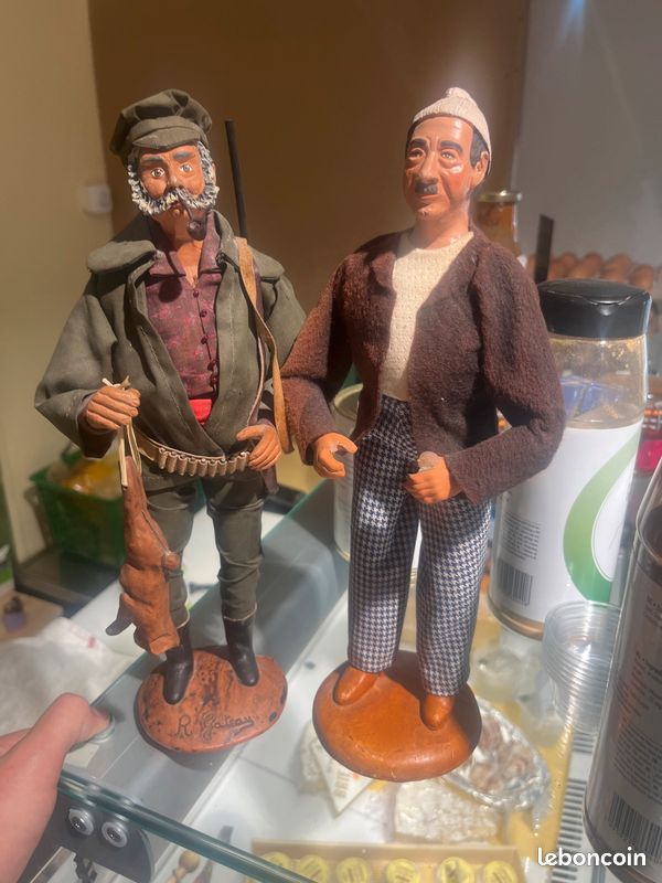Figurine (image 1)