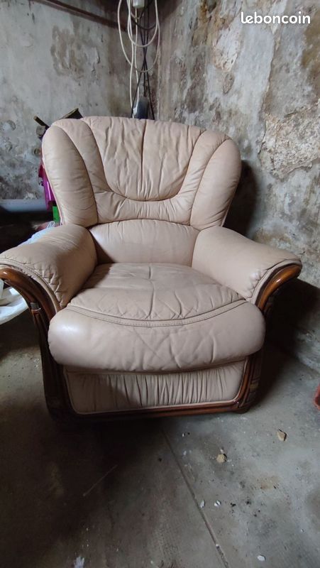 Canapé et fauteuil assorti (image 2)