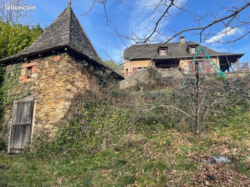 Maison 6 pièces 145 m² · à Conques-en-Rouergue · 145 m² · 249 000 €