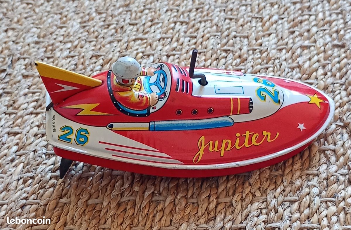 Bateau En Tôle Vintage – Modèle Décoratif Ancien D'occasion à Restaurer