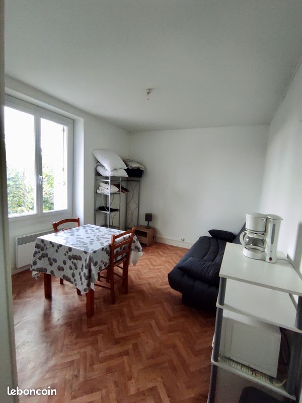 Appartement 1 pièce 17 m² · à Bourges · 17 m² · 400 €/mois