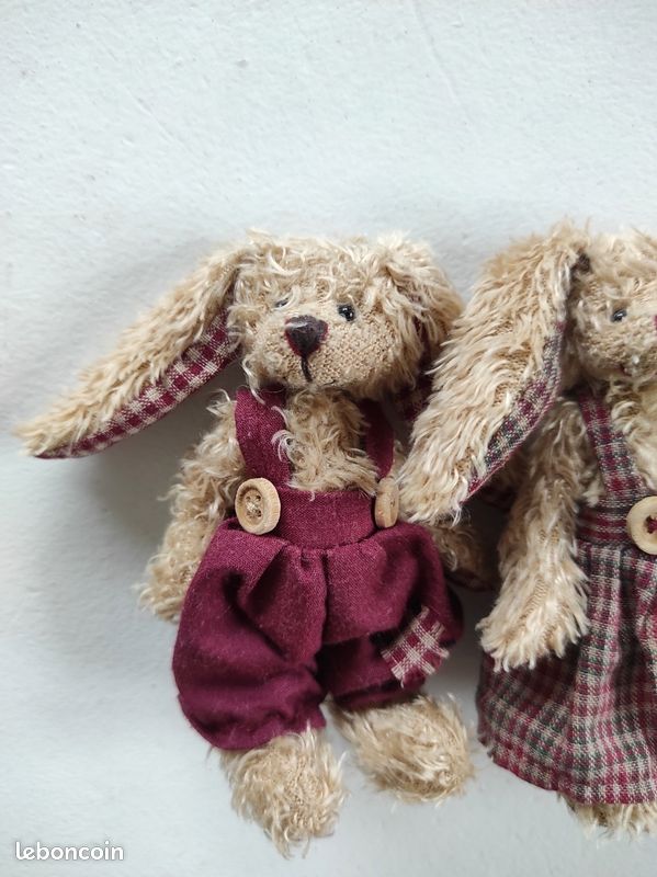 Peluches cadeaux pour Noël : 3 petits lapins (image 8)