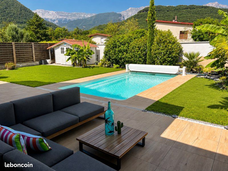 Maison 5 pièces 100 m² · à Saint-Georges-de-Commiers · 100 m² · 453 000 €