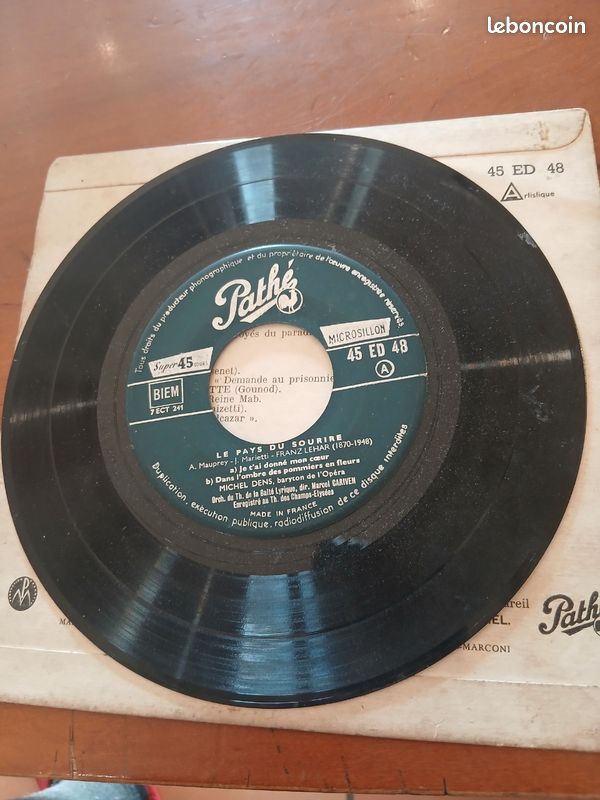Vinyle " le pays du sourire " (image 3)